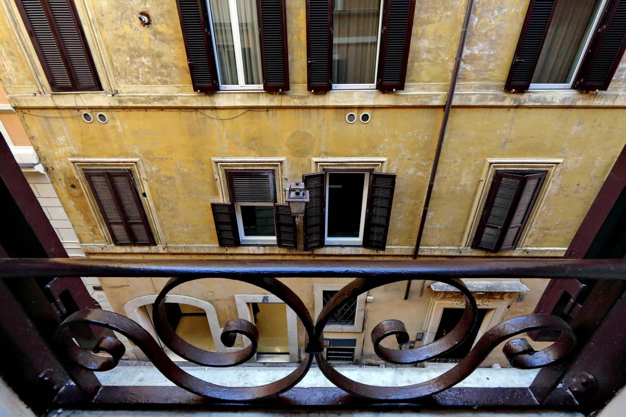 Luxury Charme Between Pantheon And Spanish Steps روما المظهر الخارجي الصورة